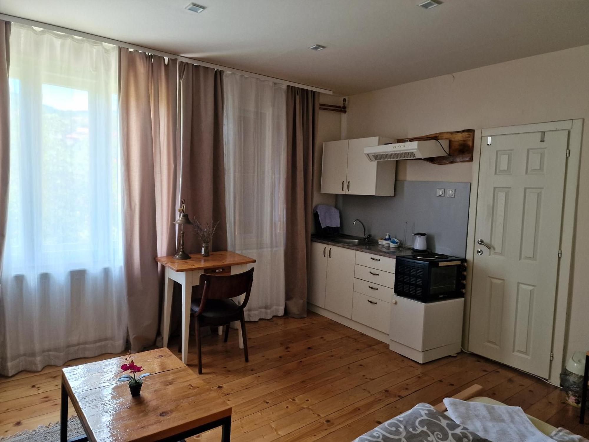 Konak -Guest House -Ramonda Serbika Ni Esterno foto